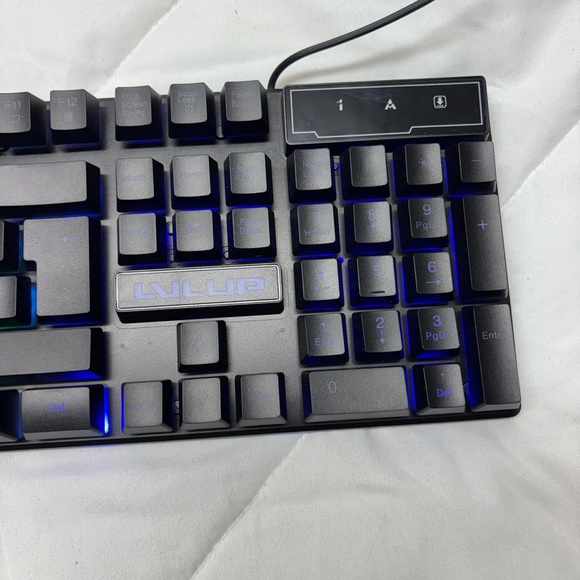 Wired LVLUP Pro Gaming Keyboard with LED Keys LU734PDQ- DC5V 500 mA MAX - Picture 4 of 7